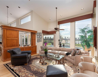3190 Willow Lane - Photo Thumbnail 6