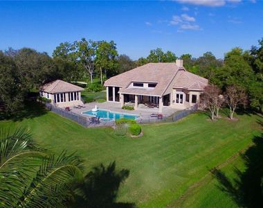 3190 Willow Lane - Photo Thumbnail 2