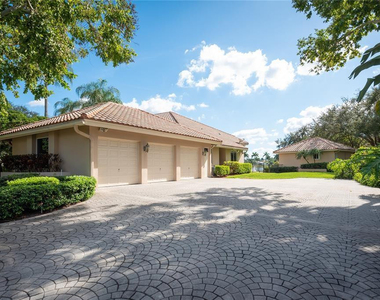 3190 Willow Lane - Photo Thumbnail 21