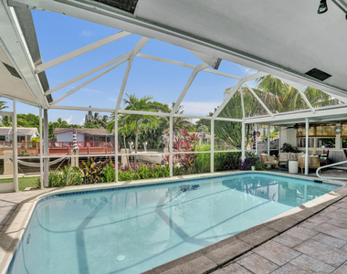 1430 Ne 57th Street - Photo Thumbnail 22