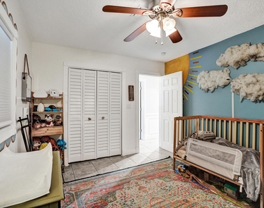 1430 Ne 57th Street - Photo Thumbnail 21