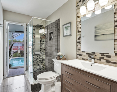 1430 Ne 57th Street - Photo Thumbnail 20