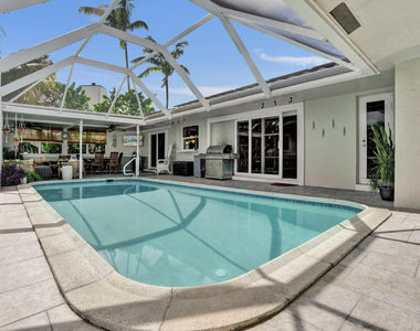 1430 Ne 57th Street - Photo Thumbnail 23
