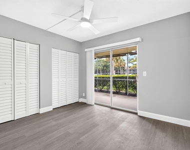 6495 Chasewood Drive - Photo Thumbnail 7