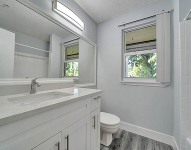 2319 N Congress Avenue - Photo Thumbnail 18