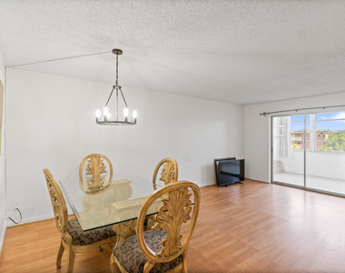 2515 Ne 2nd Court - Photo Thumbnail 12
