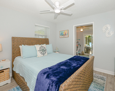 110 Sw Hideaway Place - Photo Thumbnail 17