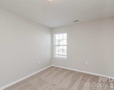 905 River Trail Road - Photo Thumbnail 6