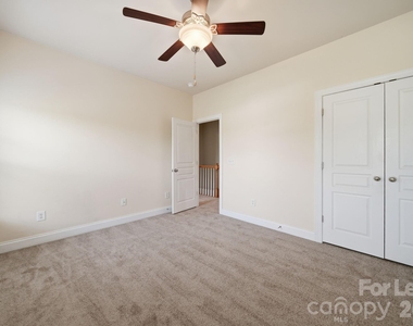 3405 Bidwell Avenue - Photo Thumbnail 37