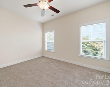 3405 Bidwell Avenue - Photo Thumbnail 39