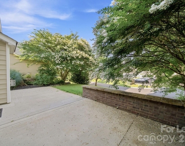 3405 Bidwell Avenue - Photo Thumbnail 45