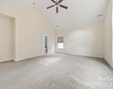 3405 Bidwell Avenue - Photo Thumbnail 24