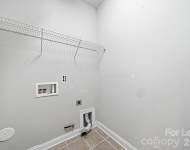 3405 Bidwell Avenue - Photo Thumbnail 42