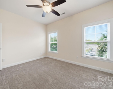 3405 Bidwell Avenue - Photo Thumbnail 32