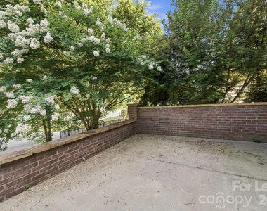 3405 Bidwell Avenue - Photo Thumbnail 44