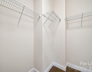 3405 Bidwell Avenue - Photo Thumbnail 31