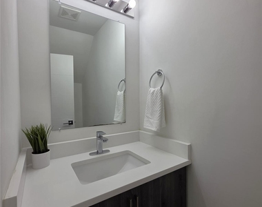 1525 Briar Creek Road - Photo Thumbnail 5