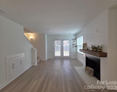 1525 Briar Creek Road - Photo Thumbnail 4