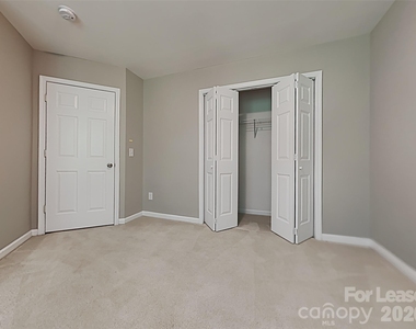 1909 Thorn Crest Drive - Photo Thumbnail 12