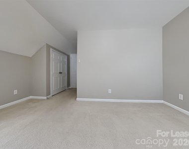 1909 Thorn Crest Drive - Photo Thumbnail 18