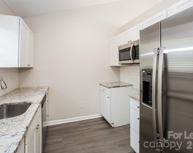 5429 Morning Breeze Lane - Photo Thumbnail 2