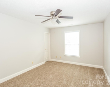 5525 Hammermill Drive - Photo Thumbnail 11
