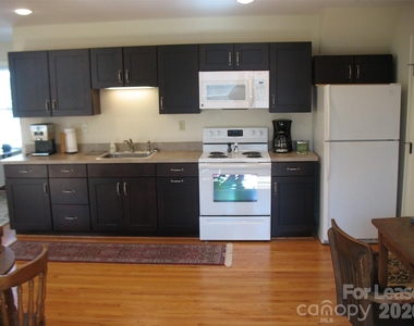 3041 Park Road - Photo Thumbnail 4