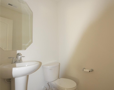 9527 Hanberry Boulevard - Photo Thumbnail 9