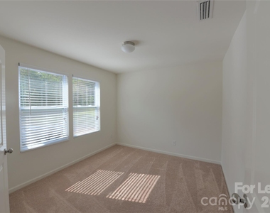 9527 Hanberry Boulevard - Photo Thumbnail 8