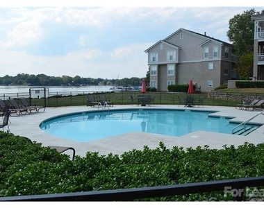 1313 Torrence Circle - Photo Thumbnail 16