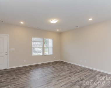 4406 Mountain Island Drive - Photo Thumbnail 10