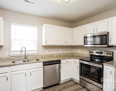 1418 Peach Park Lane - Photo Thumbnail 2
