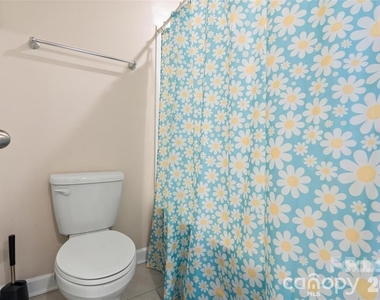 613 Cedar Knoll Circle - Photo Thumbnail 12