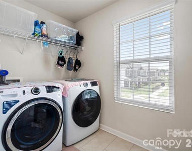 613 Cedar Knoll Circle - Photo Thumbnail 20