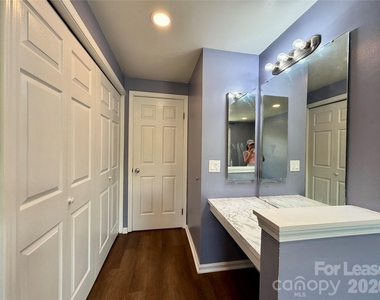 9604 Vinca Circle - Photo Thumbnail 18