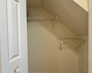 9604 Vinca Circle - Photo Thumbnail 28