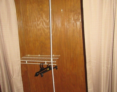 306 W 2nd Street - Photo Thumbnail 16