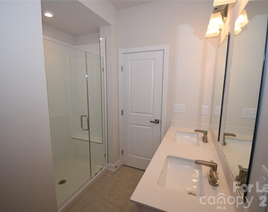 4810 Chastain Avenue - Photo Thumbnail 18