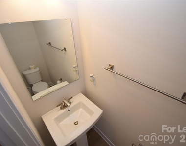4810 Chastain Avenue - Photo Thumbnail 9