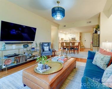 701 Royal Court - Photo Thumbnail 17