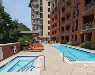 701 Royal Court - Photo Thumbnail 47