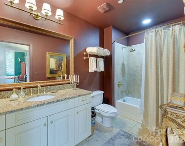 701 Royal Court - Photo Thumbnail 28