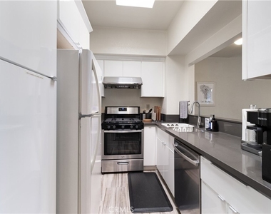 801 S 2nd Street - Photo Thumbnail 10