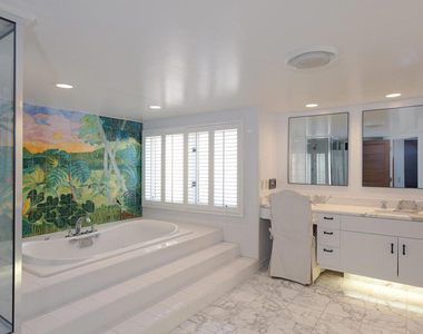 3265 Ocean Drive - Photo Thumbnail 28