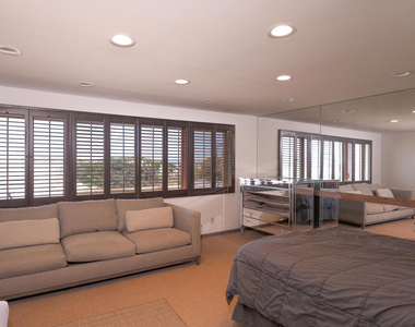 3265 Ocean Drive - Photo Thumbnail 35