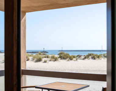 3265 Ocean Drive - Photo Thumbnail 18