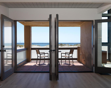 3265 Ocean Drive - Photo Thumbnail 20