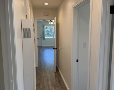 6008 Woodland Street - Photo Thumbnail 5