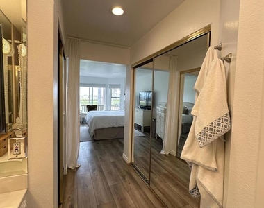 4762 San Sebastian Drive - Photo Thumbnail 27