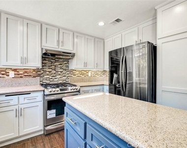 14332 Autumn Lane - Photo Thumbnail 18